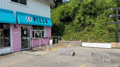 204 Carlow Rd, Port Stanley, ON, N5L1C5 | Card Image