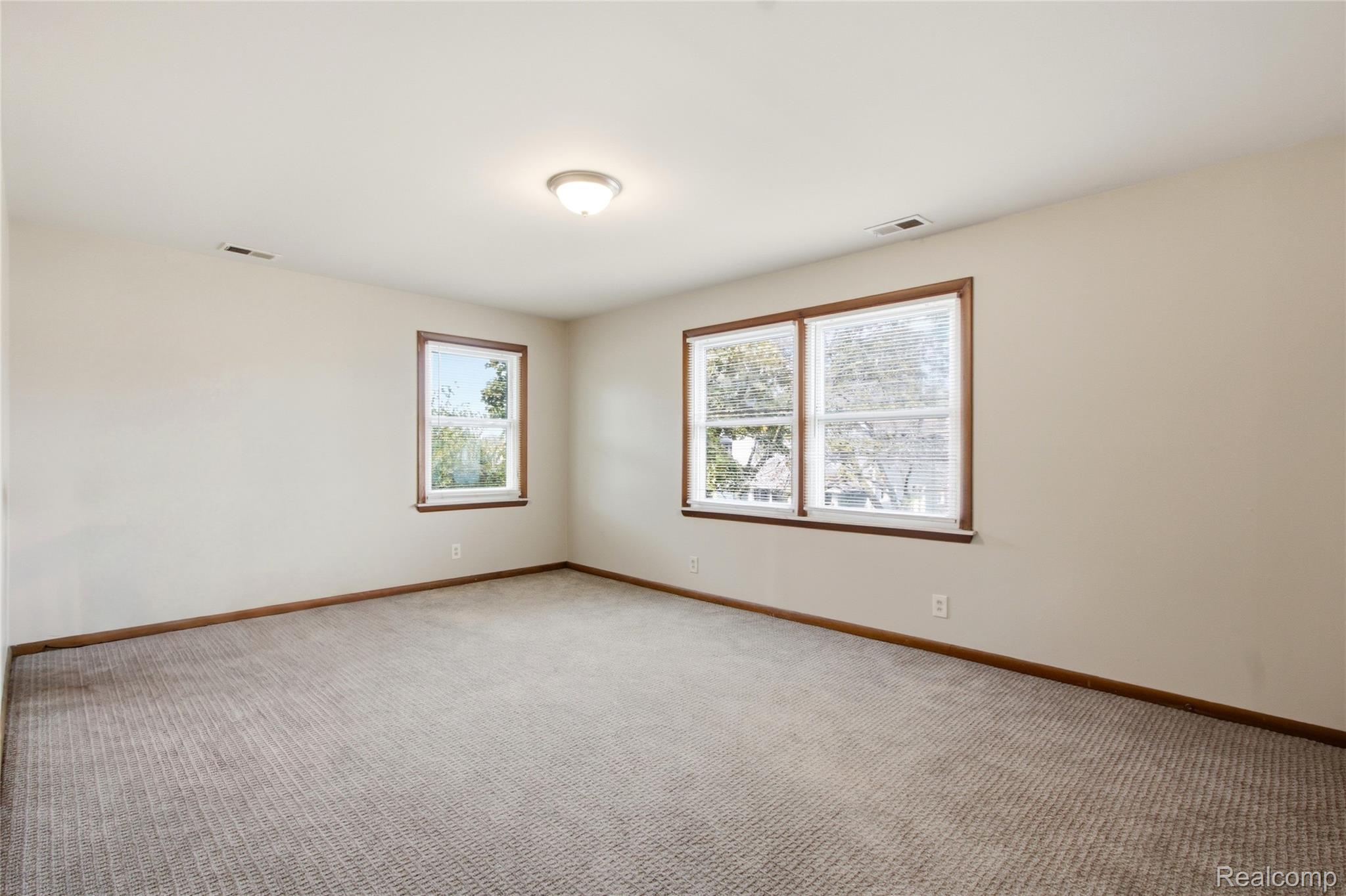 Residential Lease in River Rouge 5