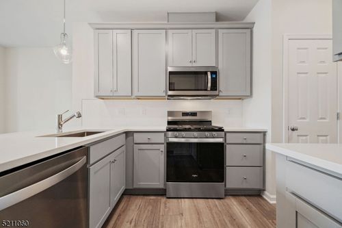 apt-1104-1 Sadie Cir, Union, NJ, 07083-2489 | Card Image