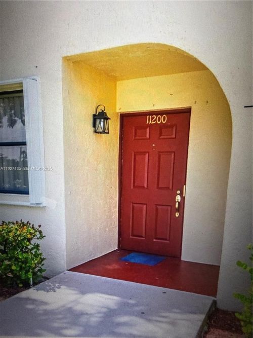 11200-11200 Taft St, Pembroke Pines, FL, 33026-2120 | Card Image