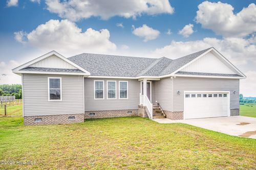 112 Sassafras Ln, Shiloh, NC, 27974-8801 | Card Image
