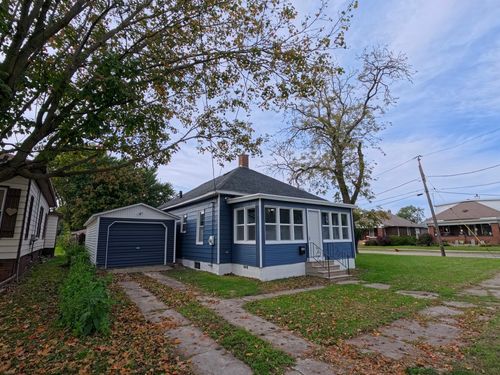 204 Penn St, Streator, IL, 61364-3166 | Card Image