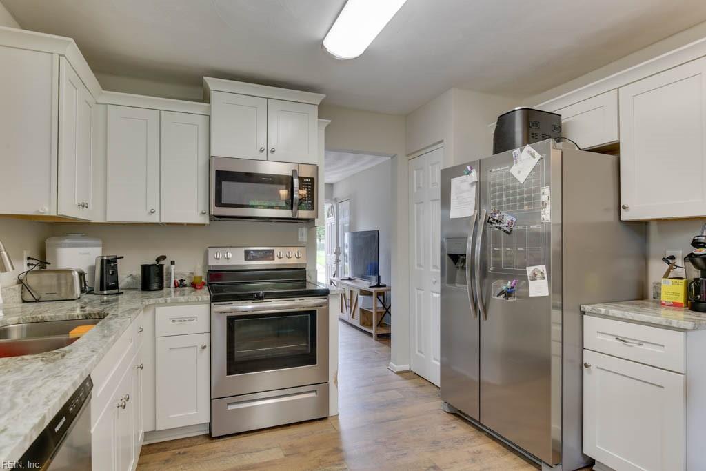 3205 Woodbaugh Drive, For Sale in Chesapeake Zoocasa