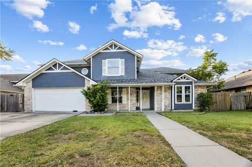 2302 Twin Oak Dr, Portland, TX, 78374-3214 | Card Image