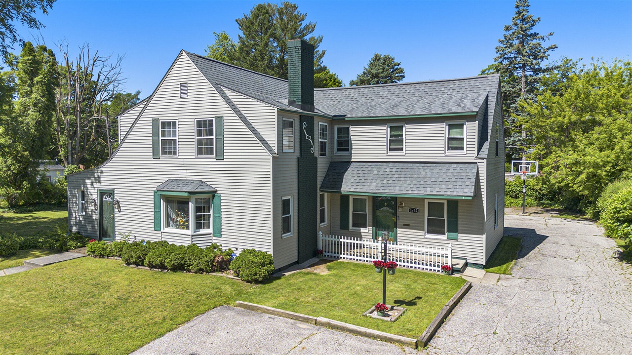 Hannah Ct, Benton Harbor, MI 49022