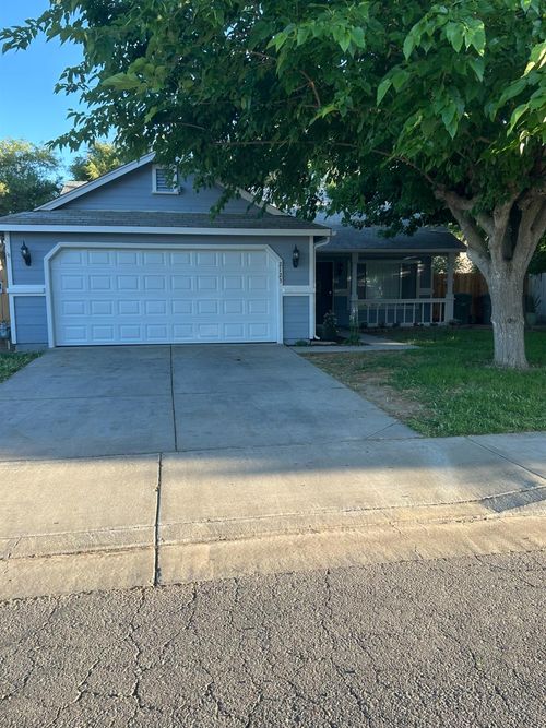 2123 Canal Farm Lane, Los Banos, CA, 93635 | Card Image