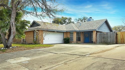 4649 Spring Fork Dr, Corpus Christi, TX, 78413-5012 | Card Image