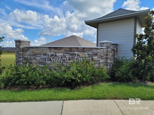 412 Parkerman Ave, Gulf Shores, AL, 36542-5888 | Card Image