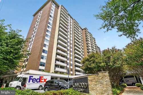 703-5101 River Road, BETHESDA, MD, 20816 | Card Image