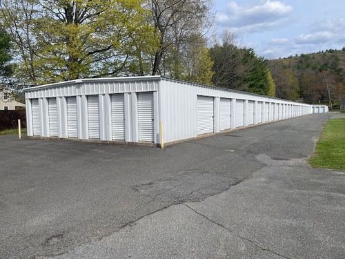 8 Northfield Rd, Erving, MA, 01344-4417 | Card Image