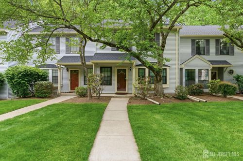 2804 Cricket Cir, Edison, NJ, 08820-4218 | Card Image