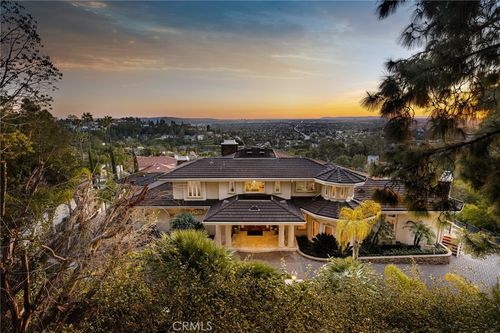 10322 Saint Charles Way, North Tustin, CA, 92705-1448 | Card Image