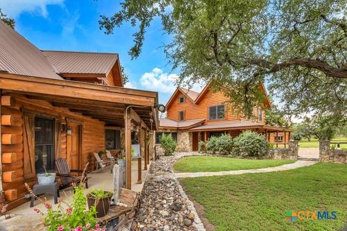 700 Ledgerock Rd, Wimberley, TX, 78676-4347 | Card Image