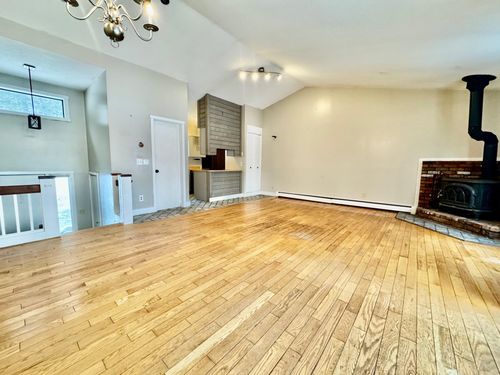 10c-445 Old Quechee Rd, Quechee, VT, 05059 | Card Image