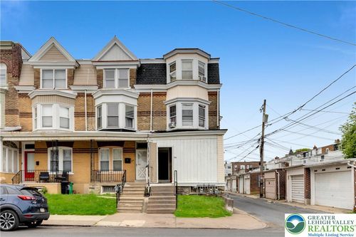 744 N 5th St, Allentown, PA, 18102-2420 | Card Image