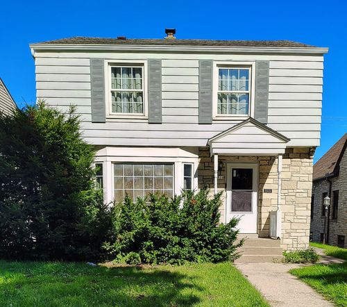 3916 W Oklahoma Ave, Milwaukee, WI, 53215-4007 | Card Image