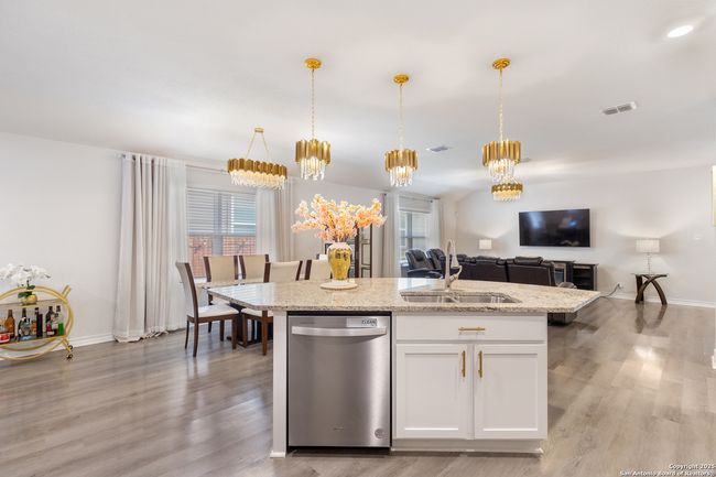 9623 Salers Spgs, House other with 4 bedrooms, 2 bathrooms and null parking in San Antonio TX | Image 4