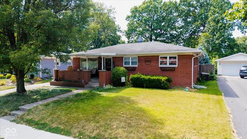 5657 Maplewood Dr, Speedway, IN, 46224-3333 | Card Image