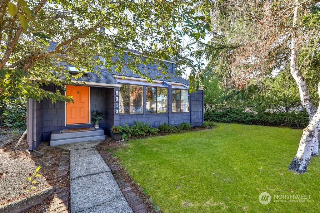 Cheyenne St, Tacoma, WA 98409