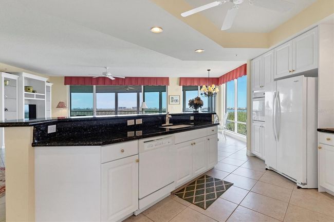 APT-604 - 393 N Point Rd, Condo with 3 bedrooms, 3 bathrooms and null parking in OSPREY FL | Image 28
