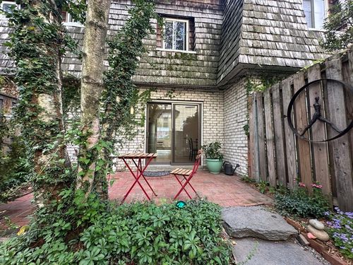 26-73 Bridge St, Northampton, MA, 01060-2429 | Card Image