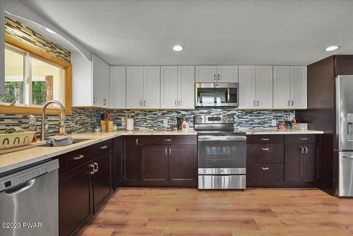 853D Spring Hill Rd, Sterling, PA, 18463 | Card Image