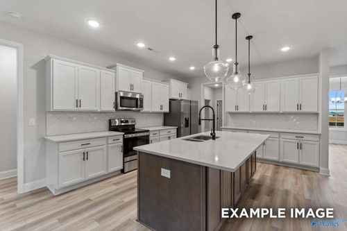 108 Creek Park Dr, Meridianville, AL, 35759-6301 | Card Image