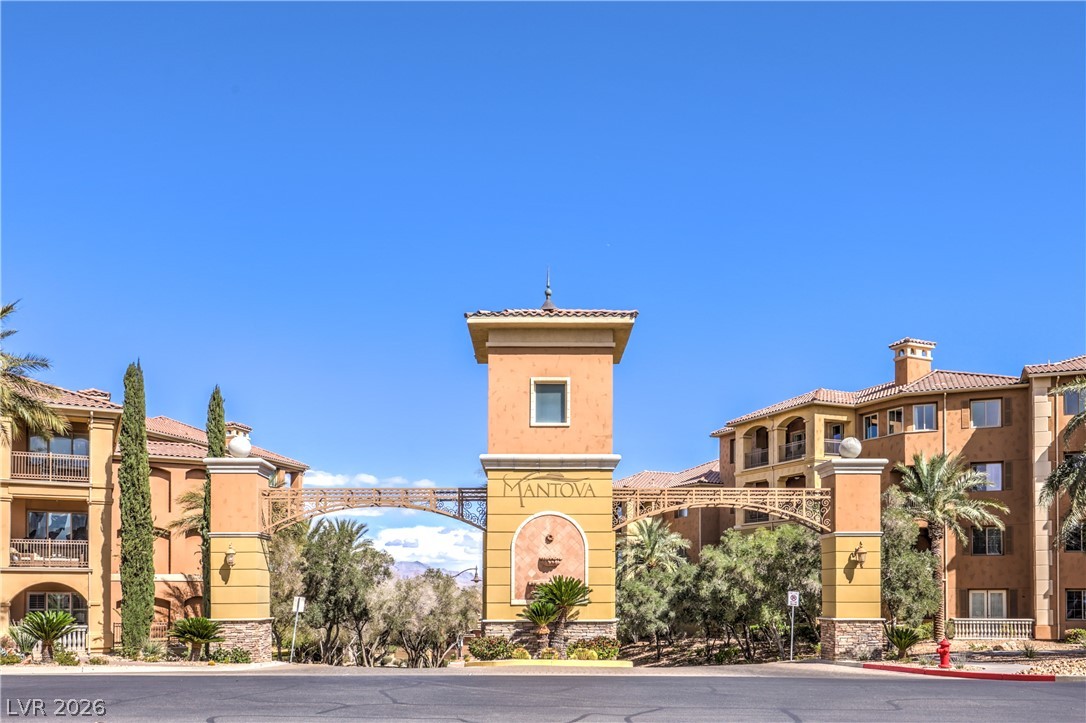 Residential in Henderson