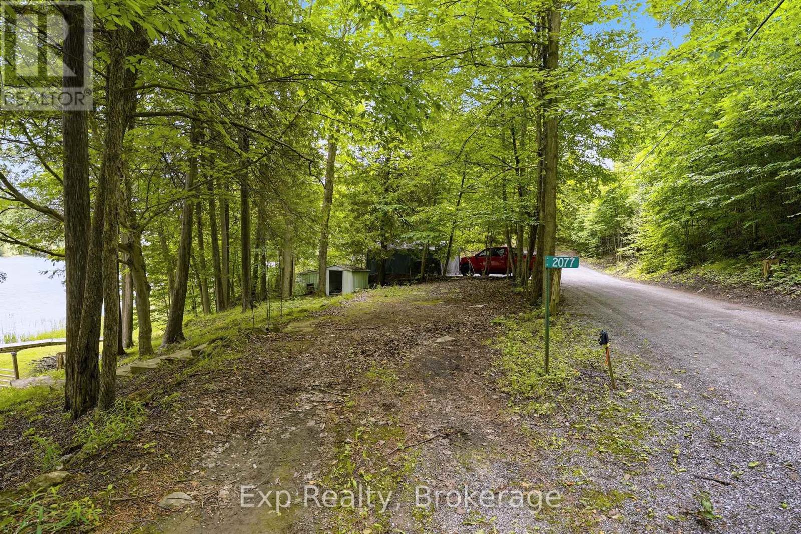 Residential in Frontenac (Frontenac South) 2