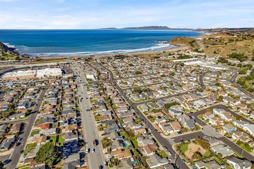 1559 Linda Mar Blvd, Pacifica, CA, 94044 | Card Image