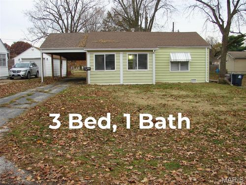 206 N Walnut St, Mount Olive, IL, 62069-1236 | Card Image