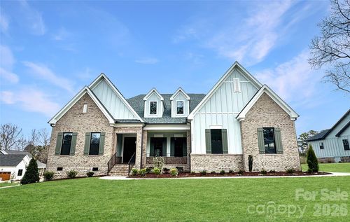 70-2400 Callaghan Ct, Landis, NC, 28088-2049 | Card Image