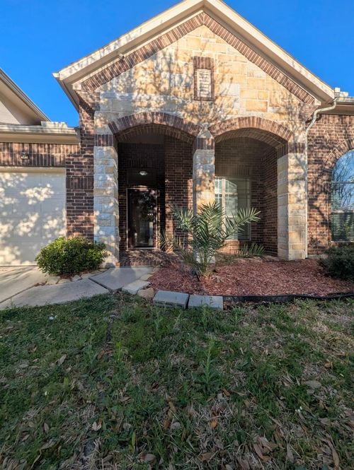 18302 Wendy Glinn Way, Tomball, TX, 77375-1114 | Card Image