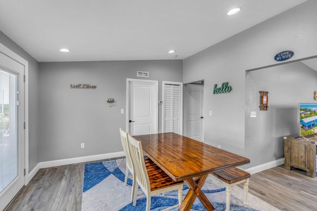 Dining | Image 8