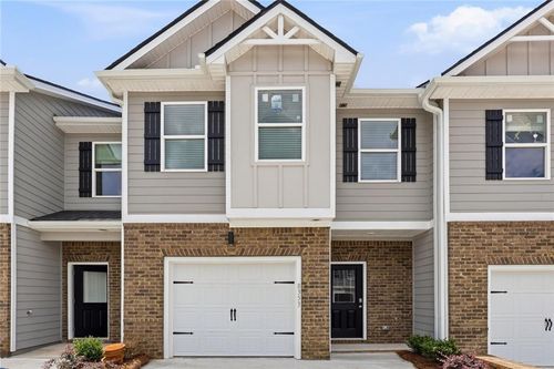 8353 Columbia Ct, Palmetto, GA, 30268-3103 | Card Image
