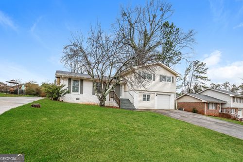 1645 Oak Forest Dr Se, Conyers, GA, 30013-1607 | Card Image