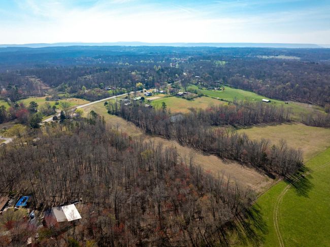8615 Highway 301, House other with 2 bedrooms, 1 bathrooms and null parking in TRENTON GA | Image 24