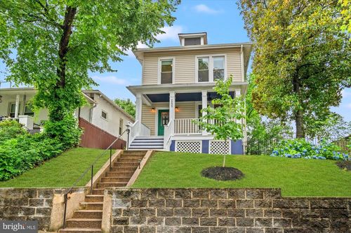 2233 R St Se, WASHINGTON, DC, 20020-4523 | Card Image