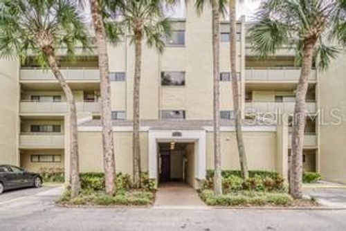 apt-401-13618 Greenfield Dr, TAMPA, FL, 33618-8439 | Card Image