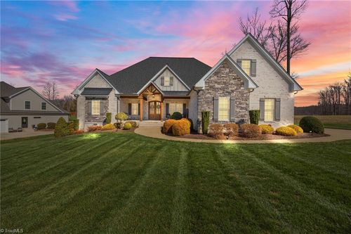 8604 Robert Jessup Dr, Greensboro, NC, 27455-3077 | Card Image