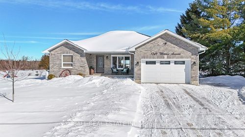 1749 Morris Ave, Ennismore, ON, K0L1T0 | Card Image