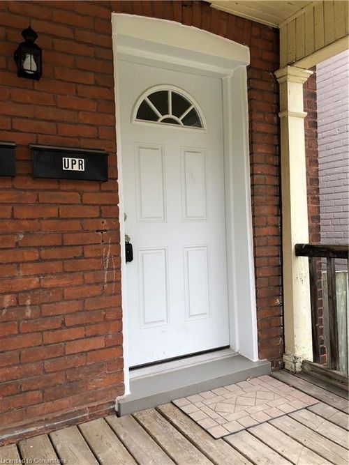 202 Nelson St, Brantford, ON, N3S4C1 | Card Image