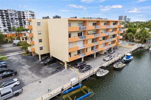 apt-402-3545 Ne 167th St, North Miami Beach, FL, 33160-3565 | Card Image