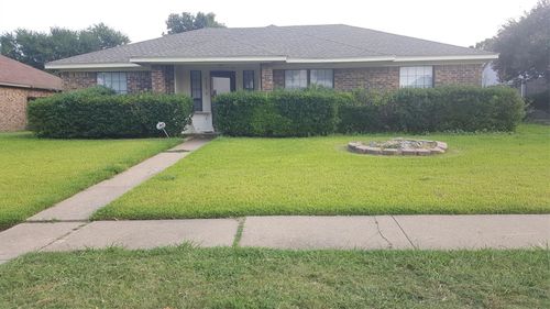 210 Apollo Rd, Garland, TX, 75040-8833 | Card Image