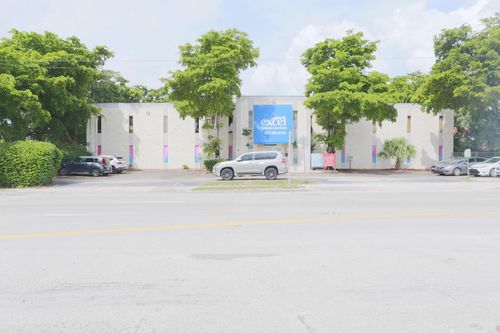 208-15490 Nw 7th Ave, Miami, FL, 33169-6250 | Card Image