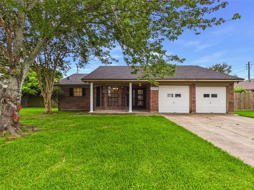 10306 Rustic Rock Rd, La Porte, TX, 77571-4254 | Card Image