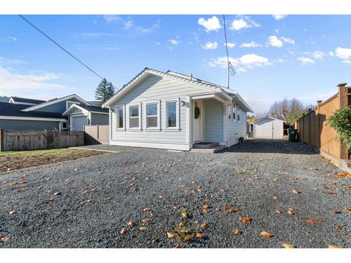 5865 Carter Rd, Chilliwack, BC, V2R3K1 | Card Image