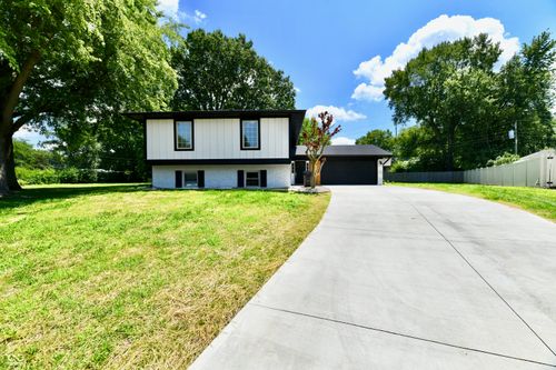 50 Idleway Ct, Greenwood, IN, 46142-8484 | Card Image