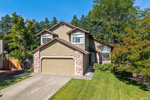 105 William Circle, Cloverdale, CA, 95425 | Card Image