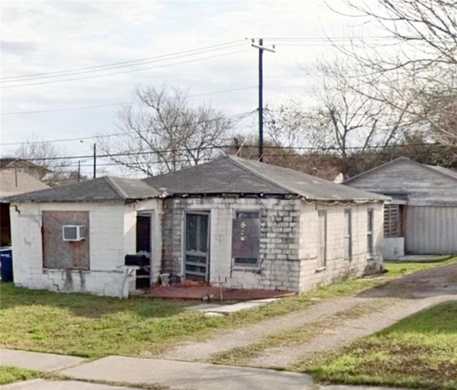 Greenwood Dr, Corpus Christi, TX 78405